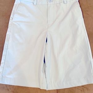 Vineyard Vines golf shorts